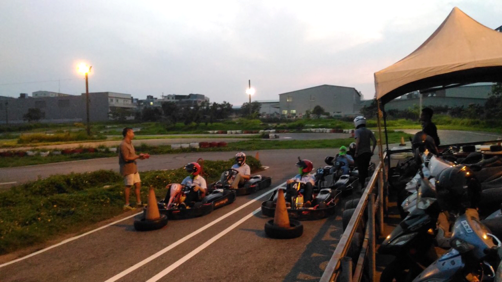 台湾でモータースポーツを楽しむ